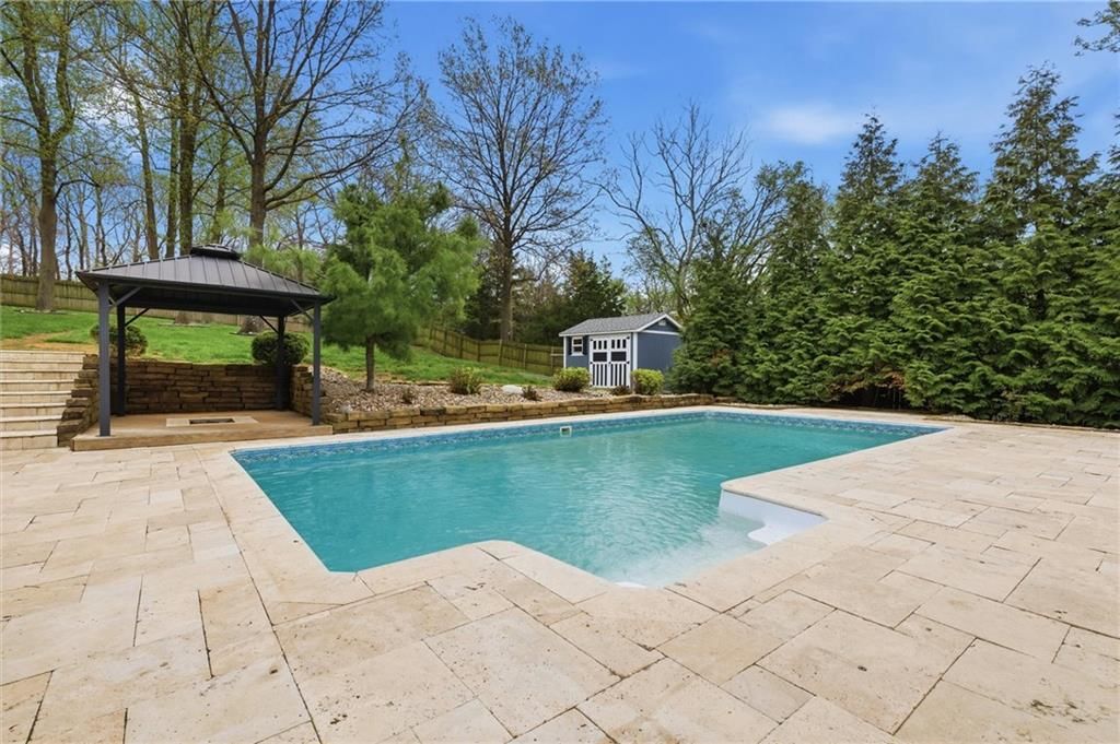 7401 NW Eastside Drive — photo 44