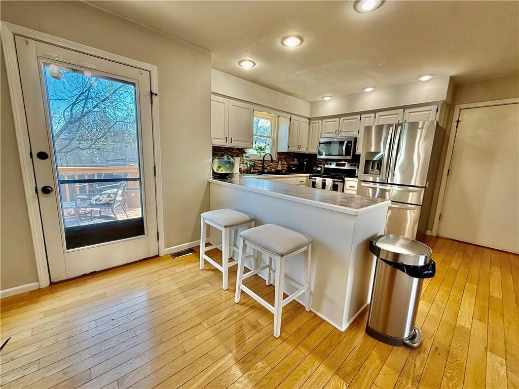3905 W 8th Street — photo 10