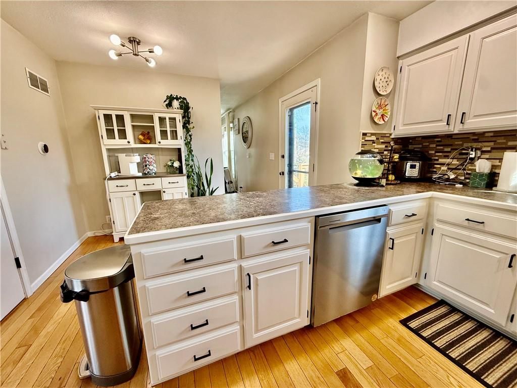 3905 W 8th Street — photo 14