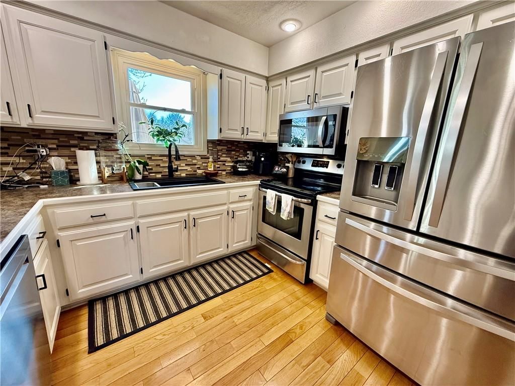 3905 W 8th Street — photo 16