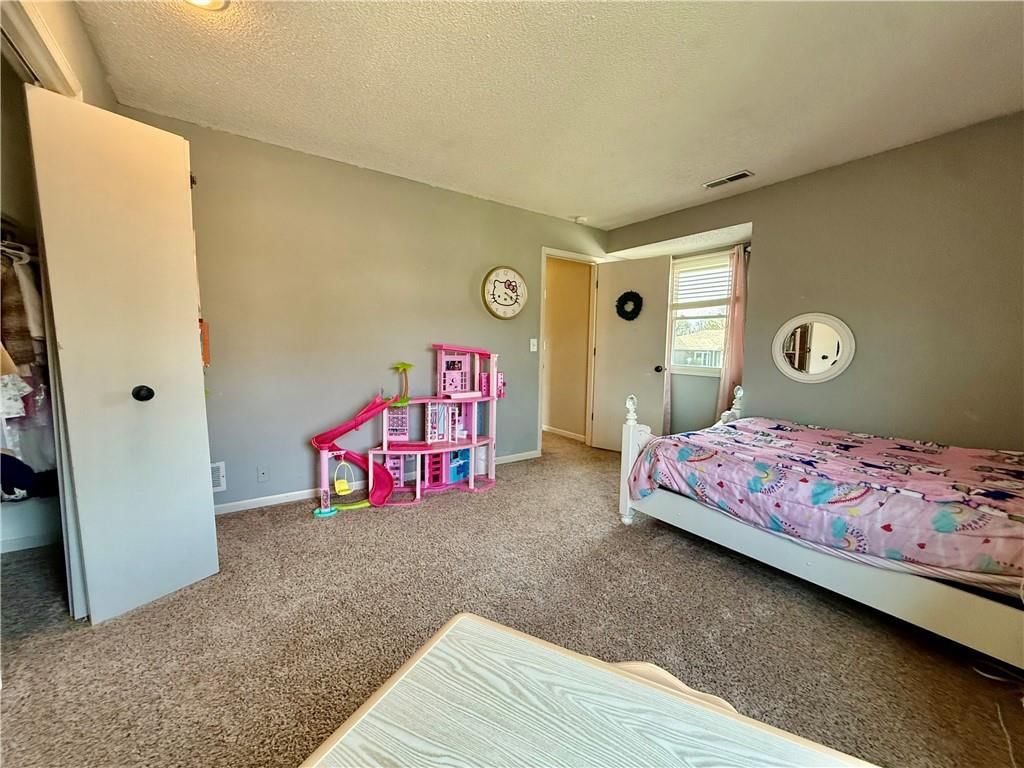 3905 W 8th Street — photo 28