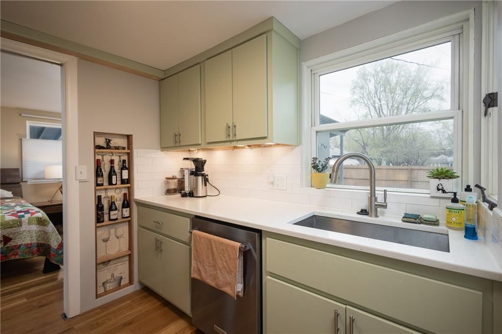 210 Park Avenue — photo 14