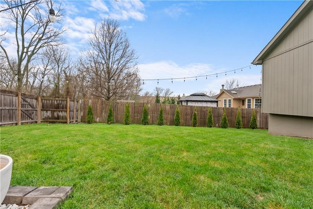 4608 SW 8th Street — photo 40