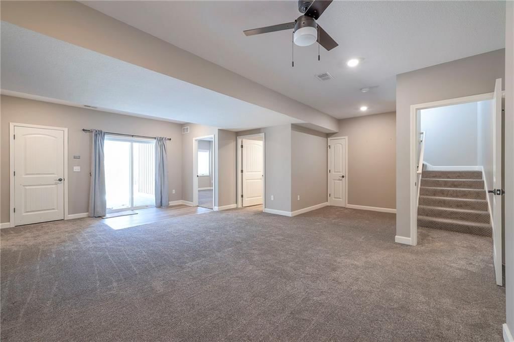 517 Village Lane — photo 30
