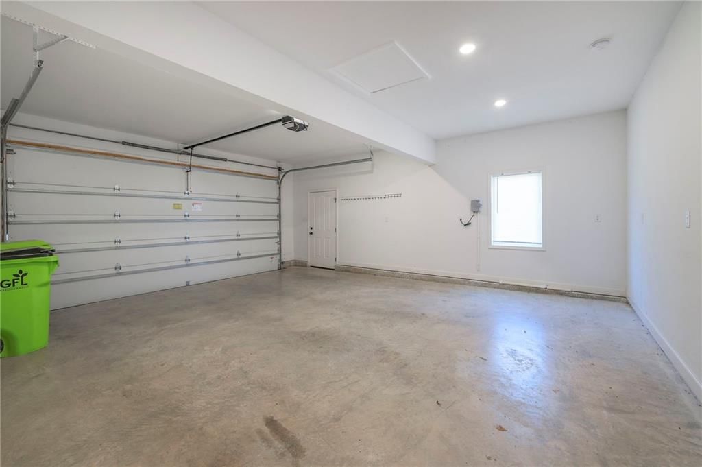 517 Village Lane — photo 37