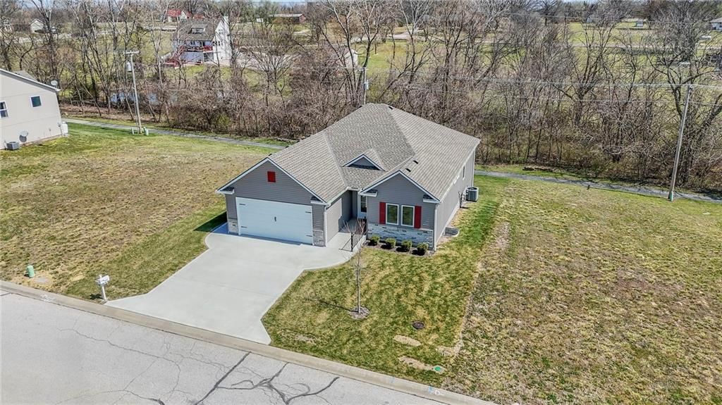 517 Village Lane — photo 43