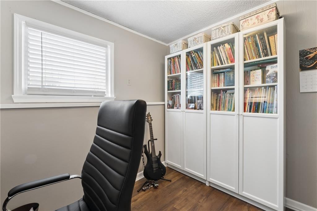 506 W King Street — photo 10