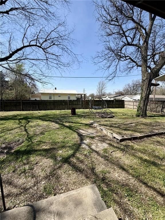 401 S Lynn Avenue — photo 16