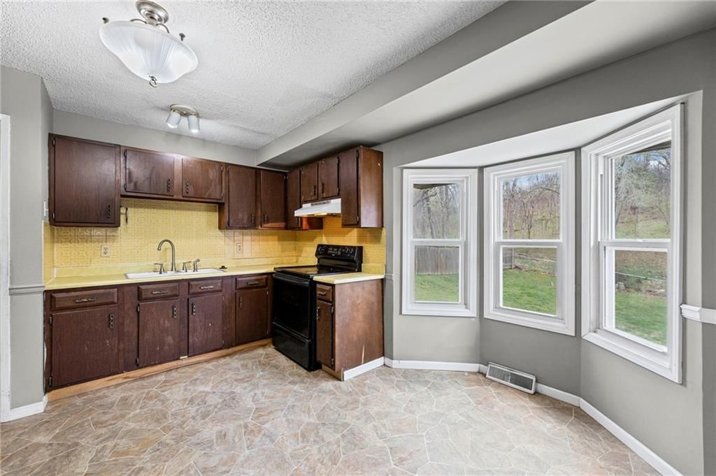 4819 N REVERE Street — photo 10