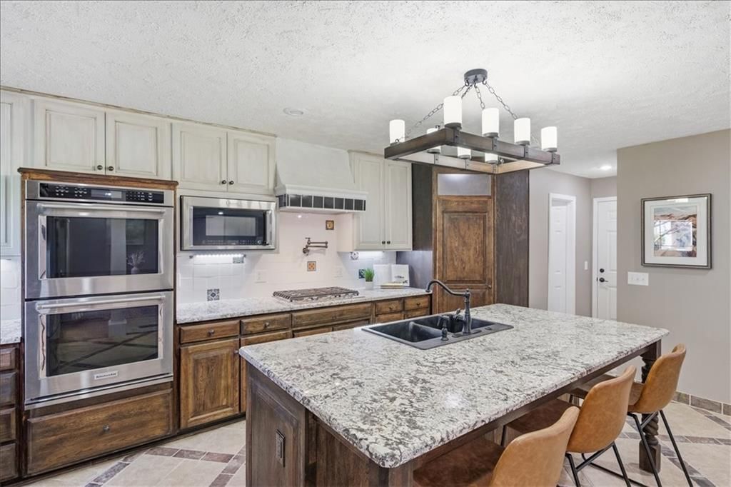 6534 W 49th Street — photo 7