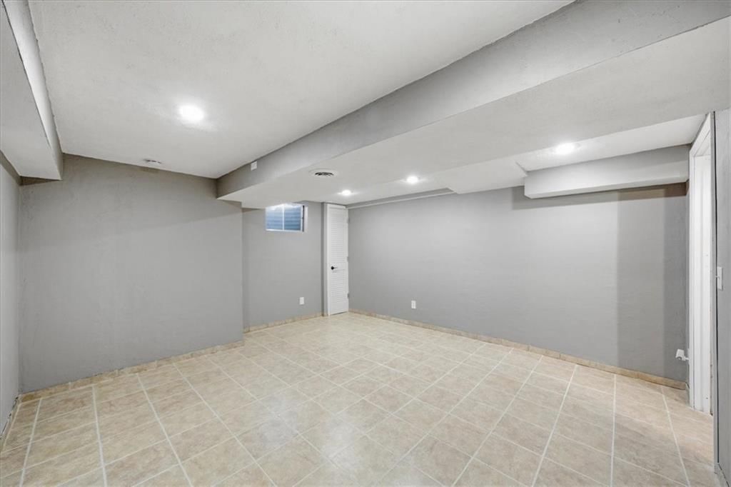 6534 W 49th Street — photo 26
