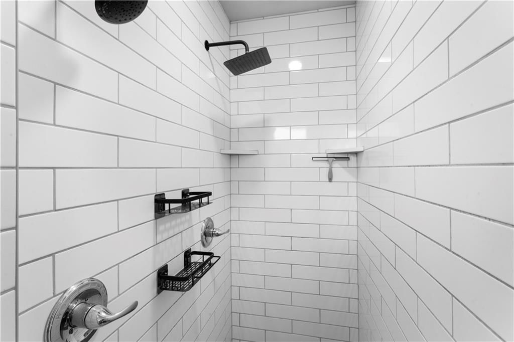 1102 NW Aspen Court — photo 32