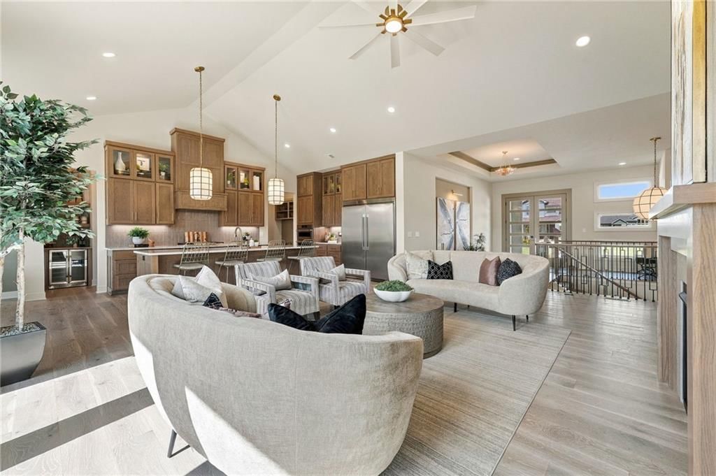 Photo 13 of 72, 1117 Hummingbird Court, Greenwood, MO 64034