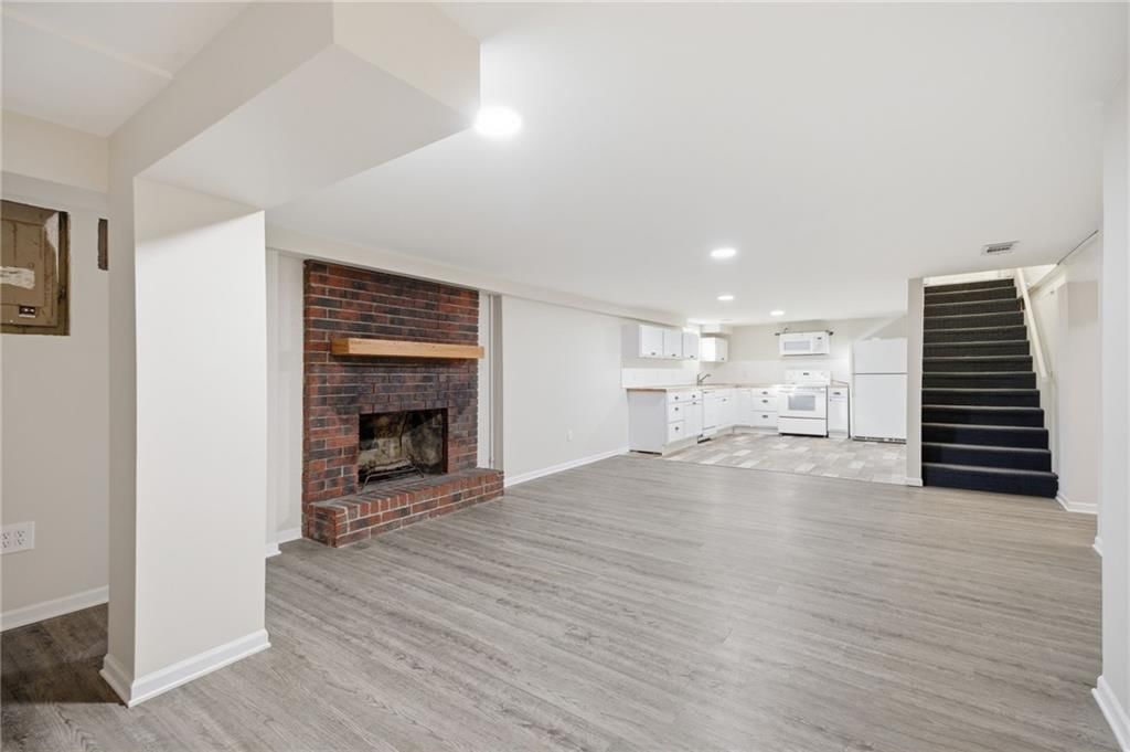 12718 Crystal Avenue — photo 33
