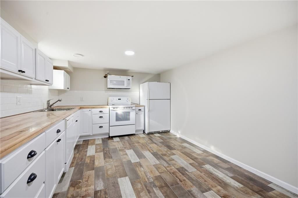 12718 Crystal Avenue — photo 38