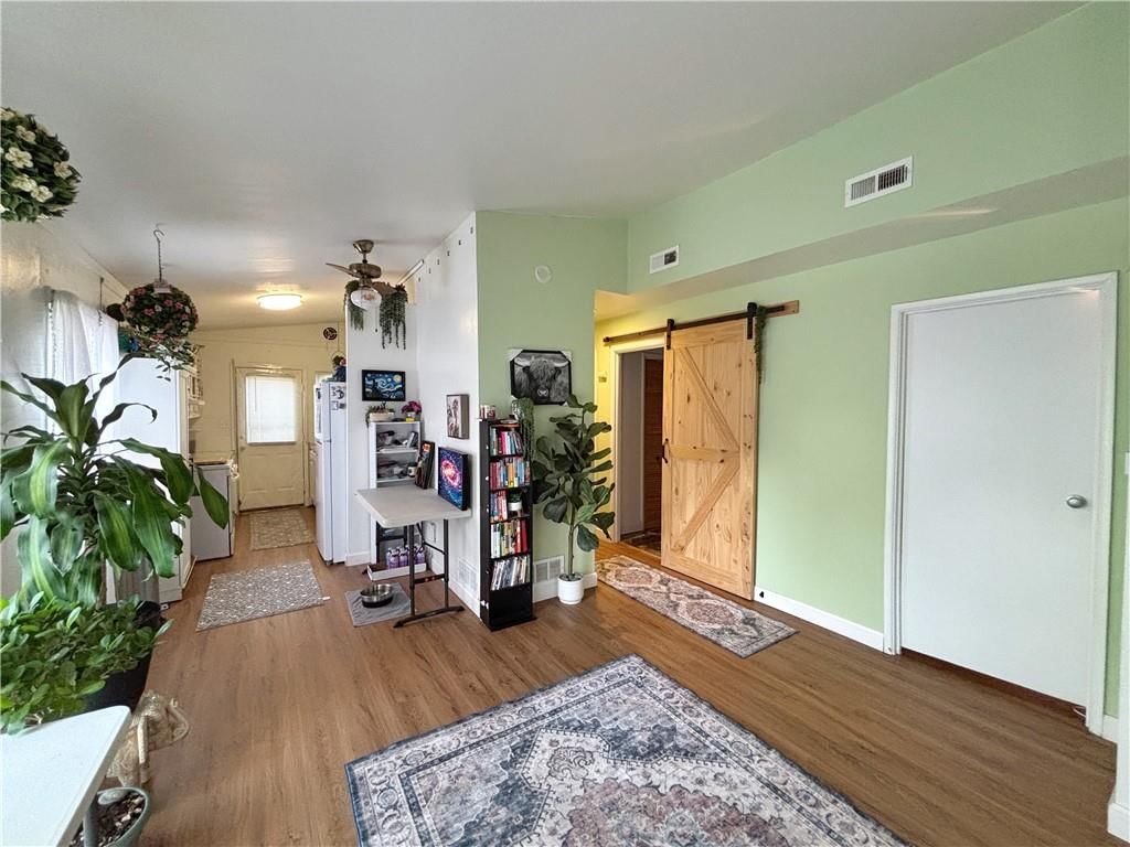 1603 Harper Street — photo 4