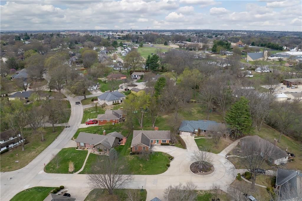1106 Mockingbird Court — photo 4