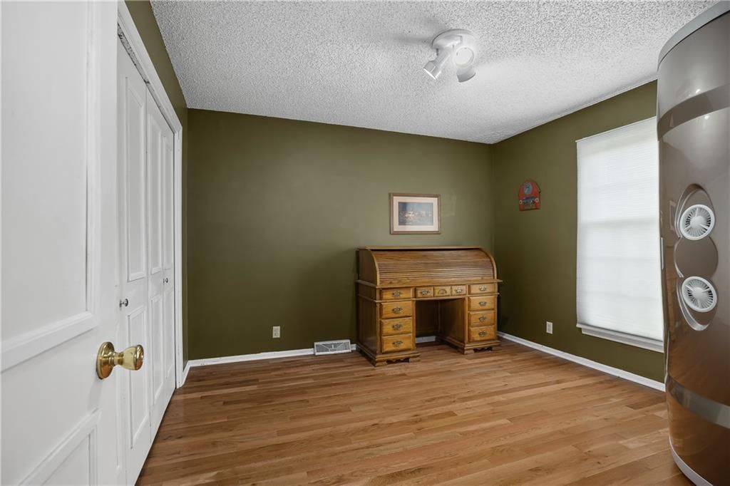 1106 Mockingbird Court — photo 16