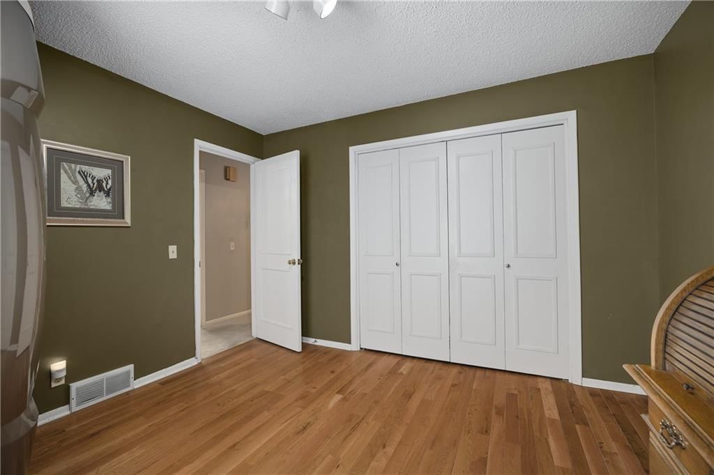 1106 Mockingbird Court — photo 17