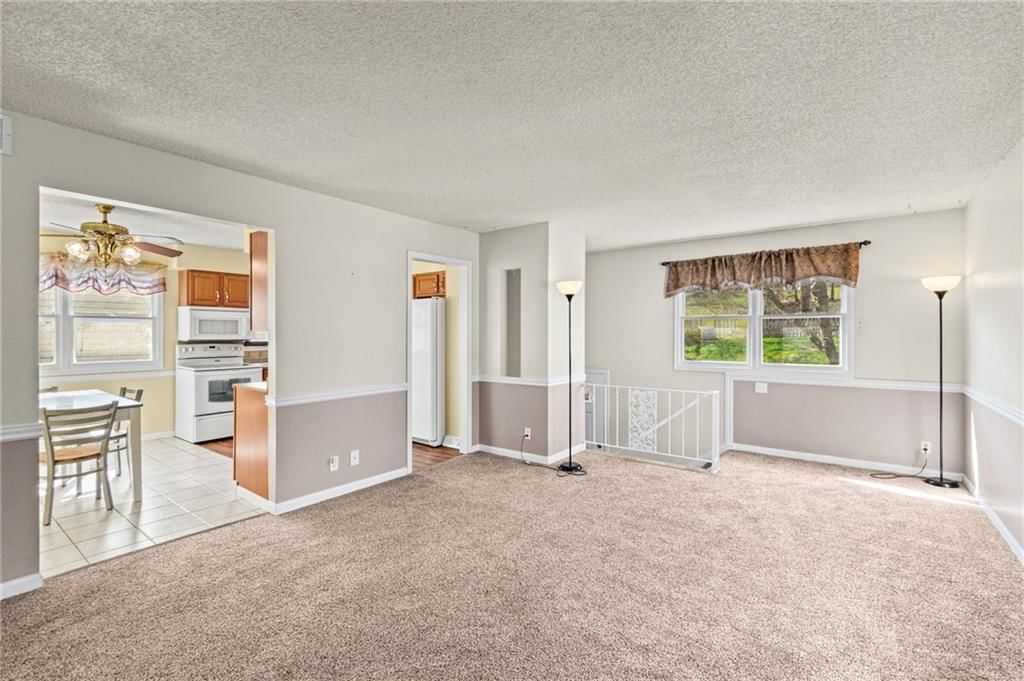 1525 4th Avenue — photo 3