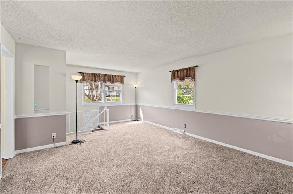 1525 4th Avenue — photo 4