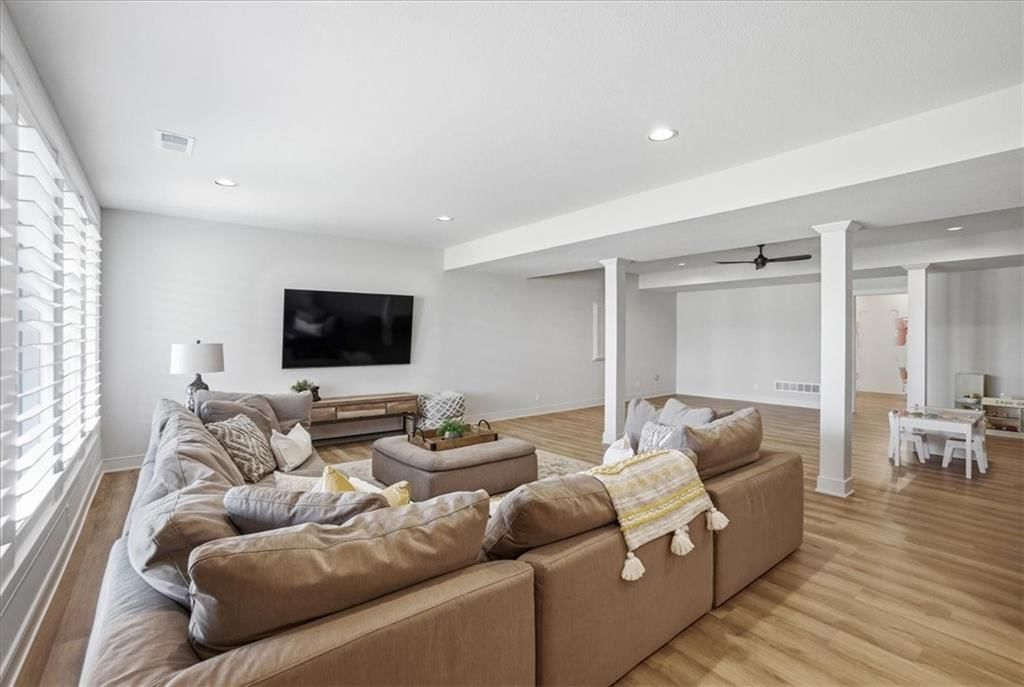 17321 Bradshaw Street — photo 25