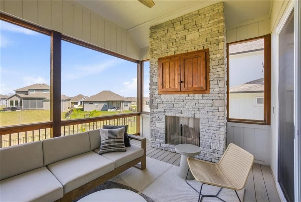17321 Bradshaw Street — photo 33