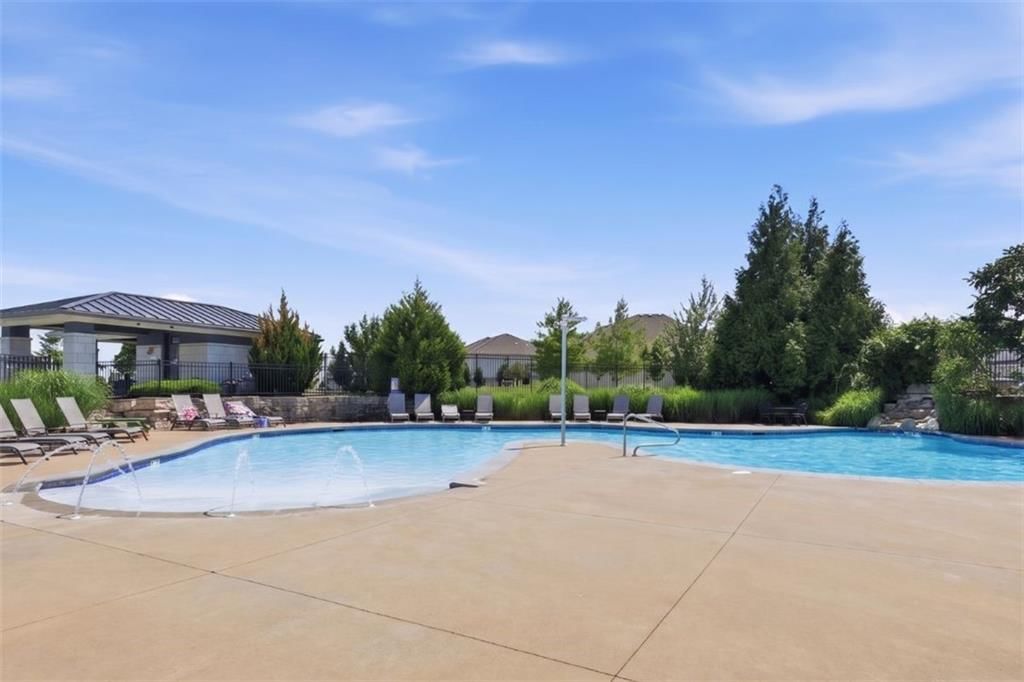 17321 Bradshaw Street — photo 75