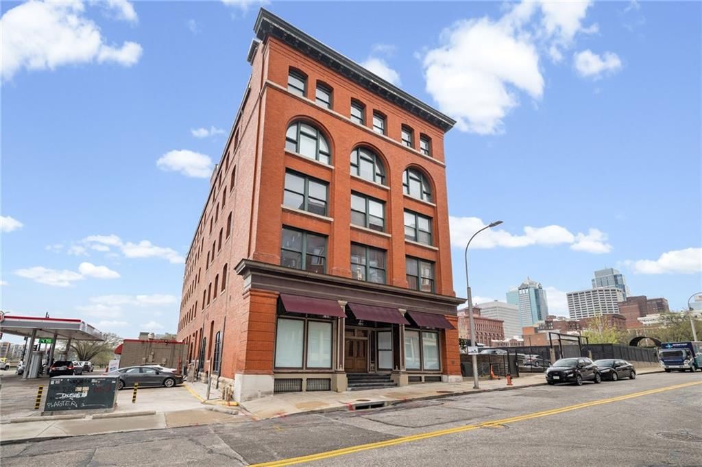 609 Central Street — photo 1