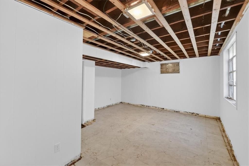 3308 S Vermont Avenue — photo 28