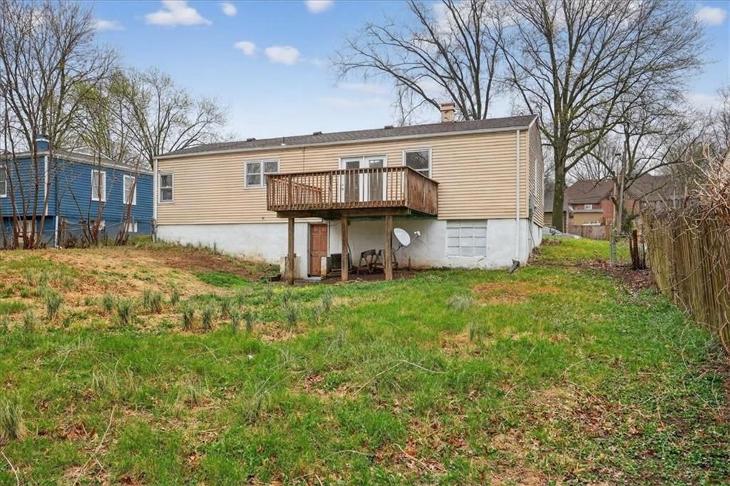 3308 S Vermont Avenue — photo 32
