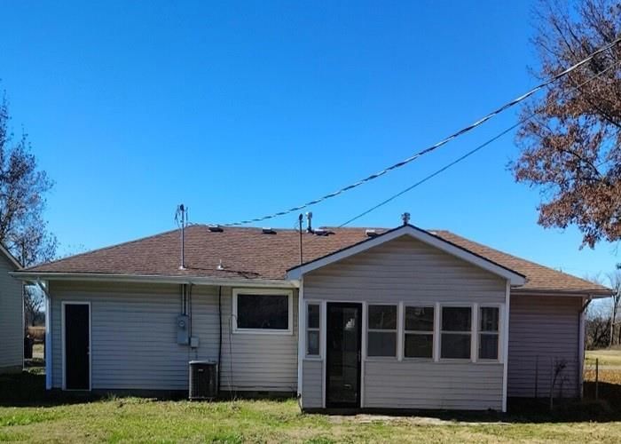 2300 Sunset Avenue — photo 2
