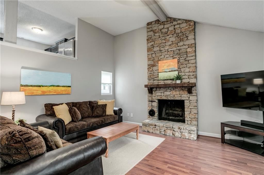 9132 DARNELL Street — photo 4