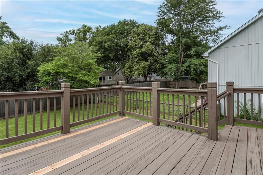 9132 DARNELL Street — photo 24