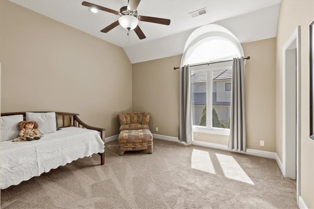 14001 DEARBORN Street — photo 32