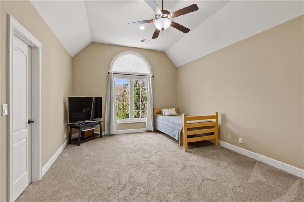 14001 DEARBORN Street — photo 35