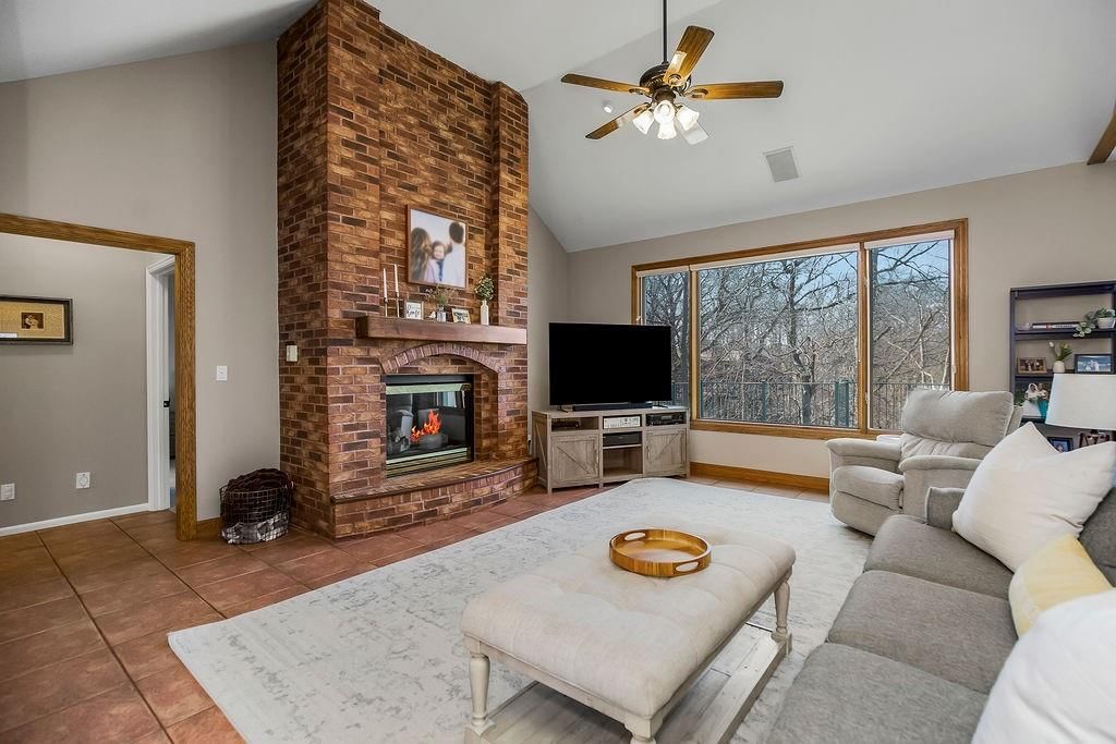 4852 Black Swan Drive — photo 4