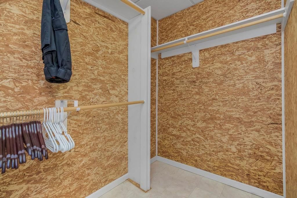 4852 Black Swan Drive — photo 25