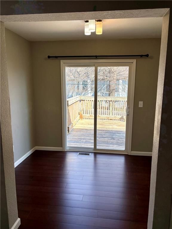 1420 E Mart Way Circle — photo 8