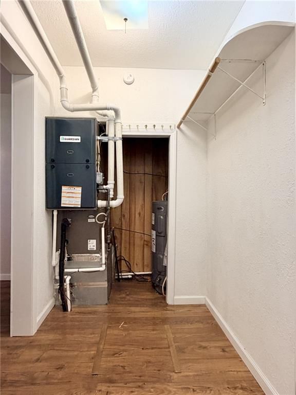 1310 E 13th Court — photo 16