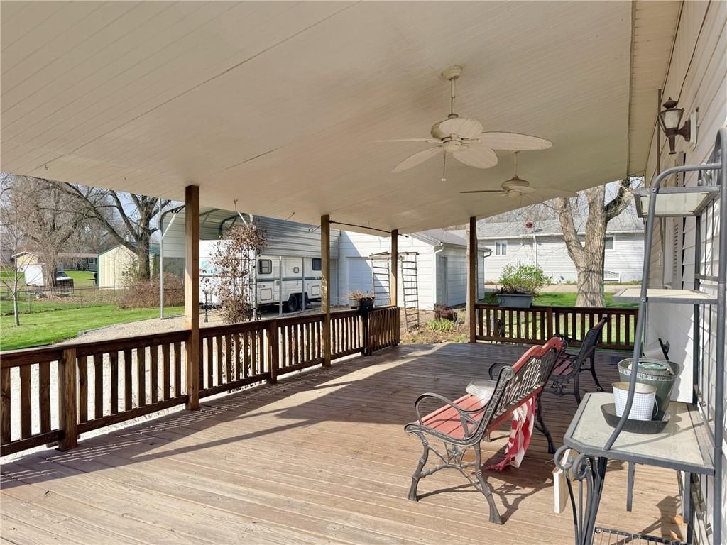 1310 E 13th Court — photo 21