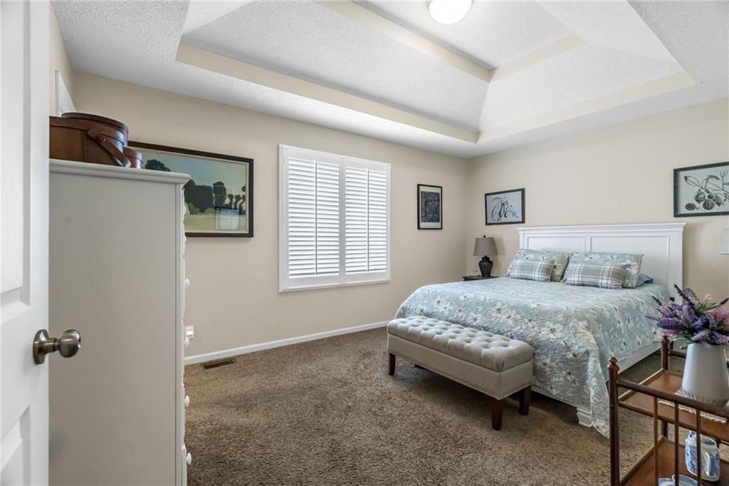 1901 Meadowlane Street — photo 14
