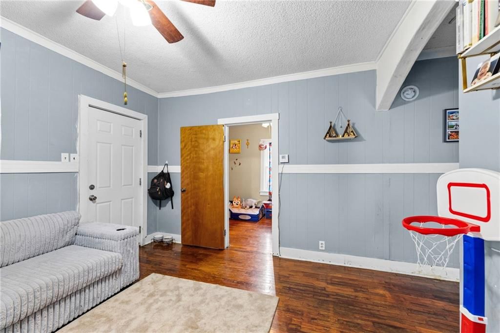 223 S Maple Street — photo 21