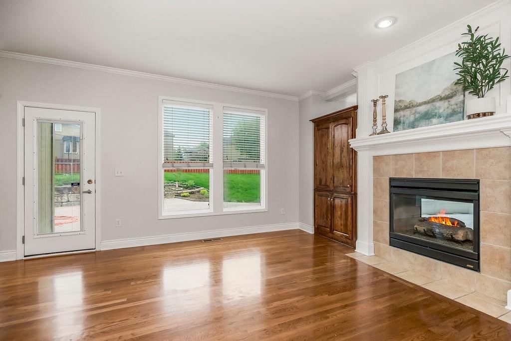 637 NE Sundance Trail — photo 4
