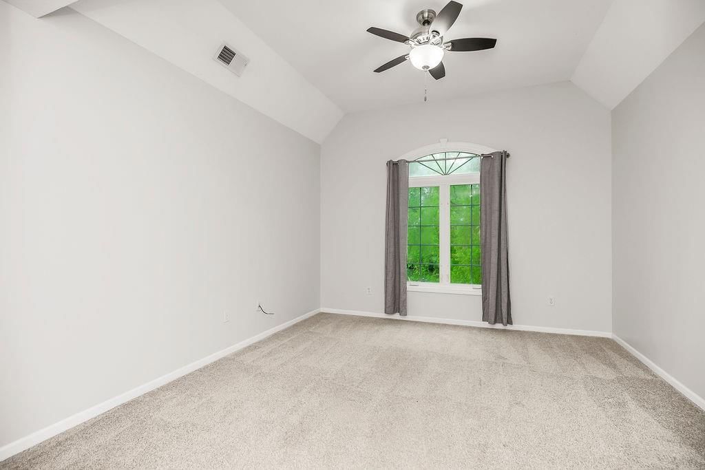 637 NE Sundance Trail — photo 15