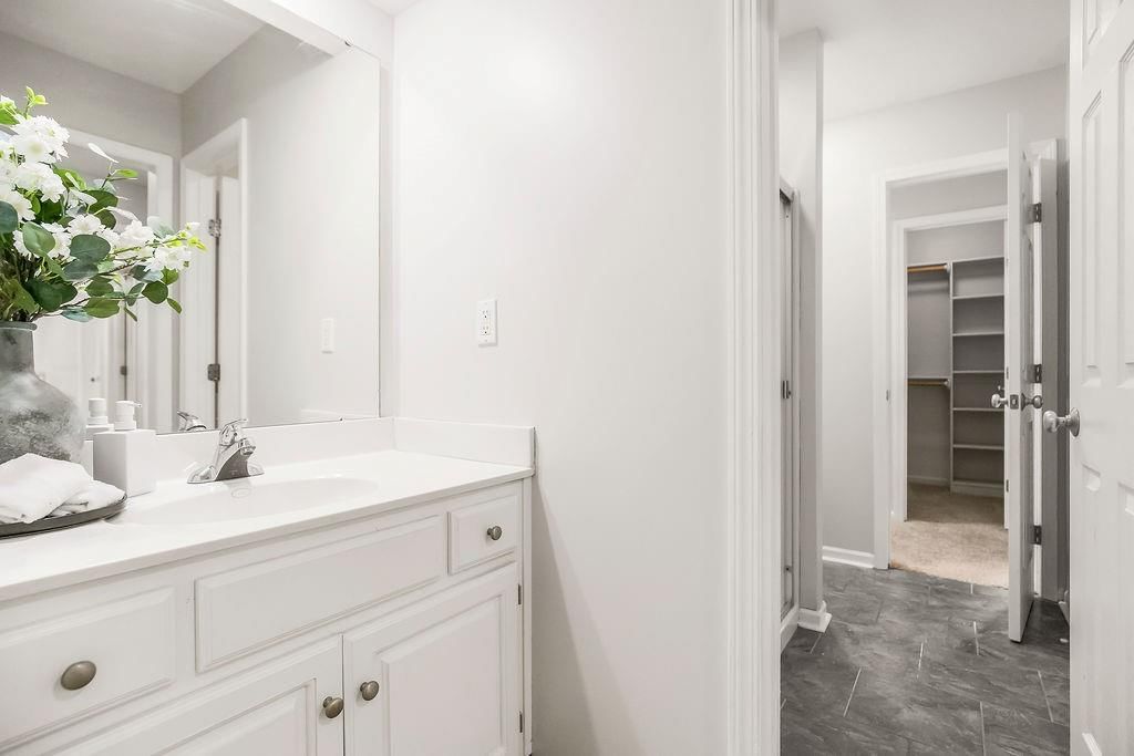 637 NE Sundance Trail — photo 16