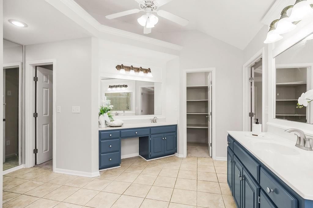 637 NE Sundance Trail — photo 24