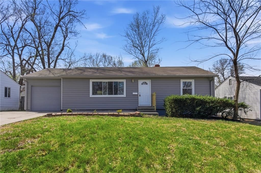 6203 E 147th Terrace, Grandview, MO
