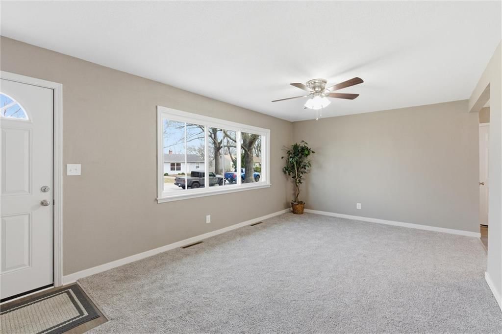 6203 E 147th Terrace — photo 5