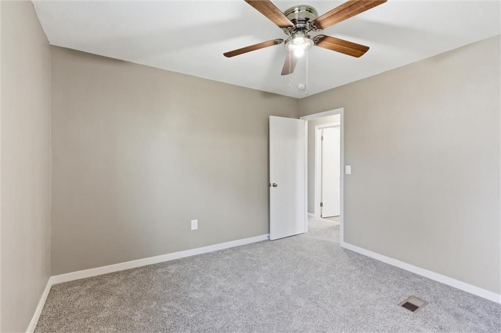6203 E 147th Terrace — photo 14